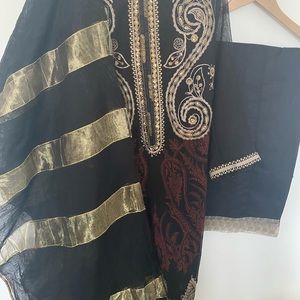 Designer Pakistani/Indian 3pc cotton net party wear. Trouser/shirt/Dupatta S-Med